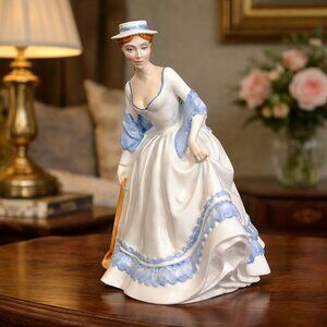 Vintage Royal Doulton Summertime Figurine HN3137 Collectors Club Boxed Sculpture